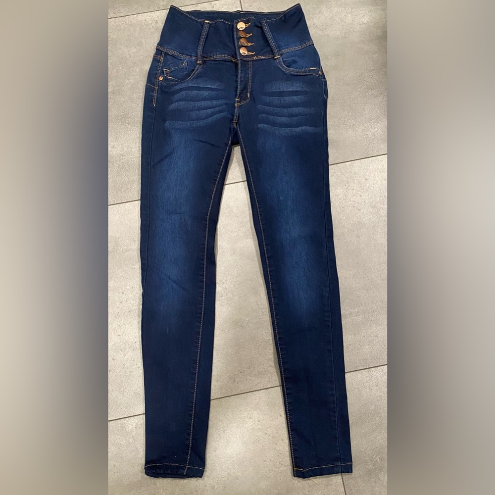 FINAL PRICE 💚 NWOT Harley Made with Love High Waist Button Up size 3 skinny